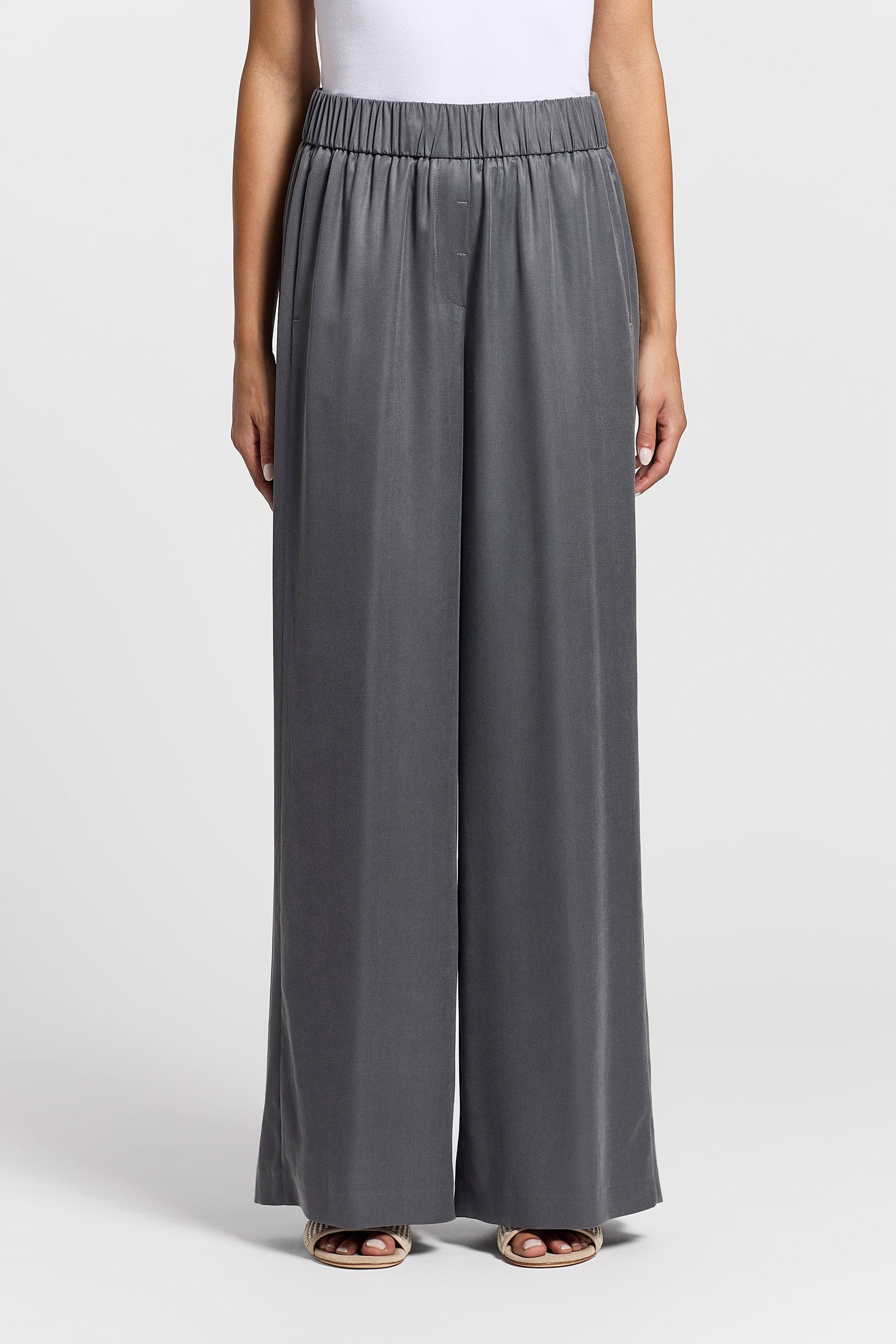 Woman pants Viscose-cupro twill with peach touch Aviator blue